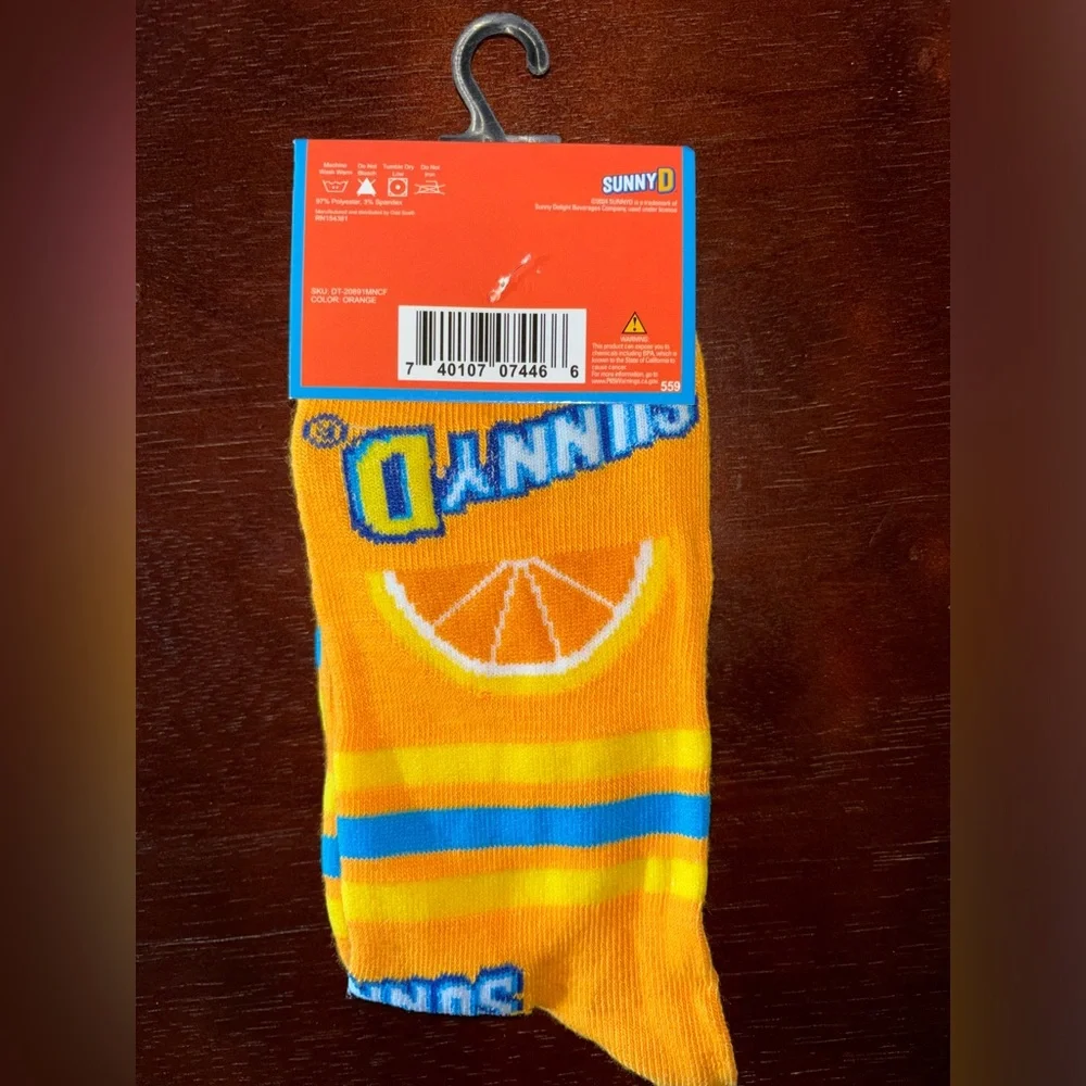 SUNNY D NOVELTY CREW SOCKS NWT MEN’S SHOE SIZE 6-12